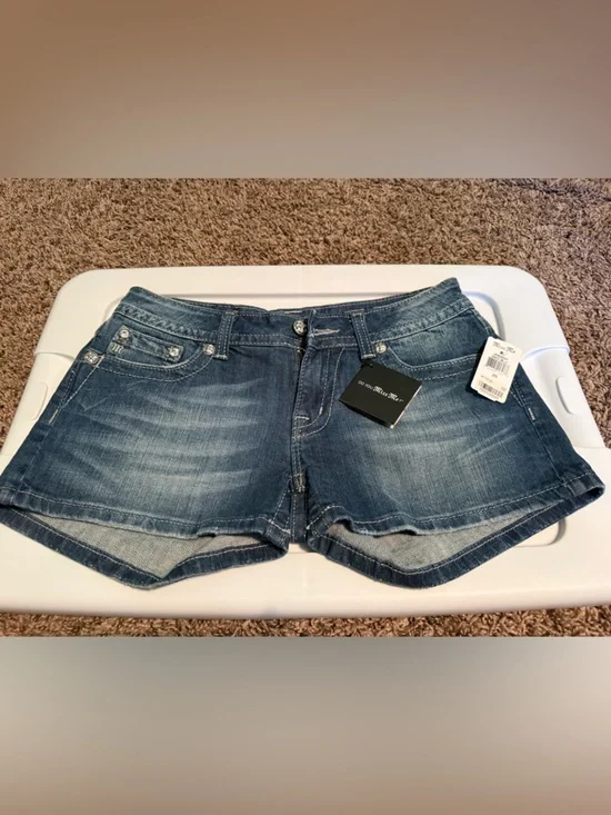 Miss Me shorts Sz 29 NWT - Picture 1 of 8